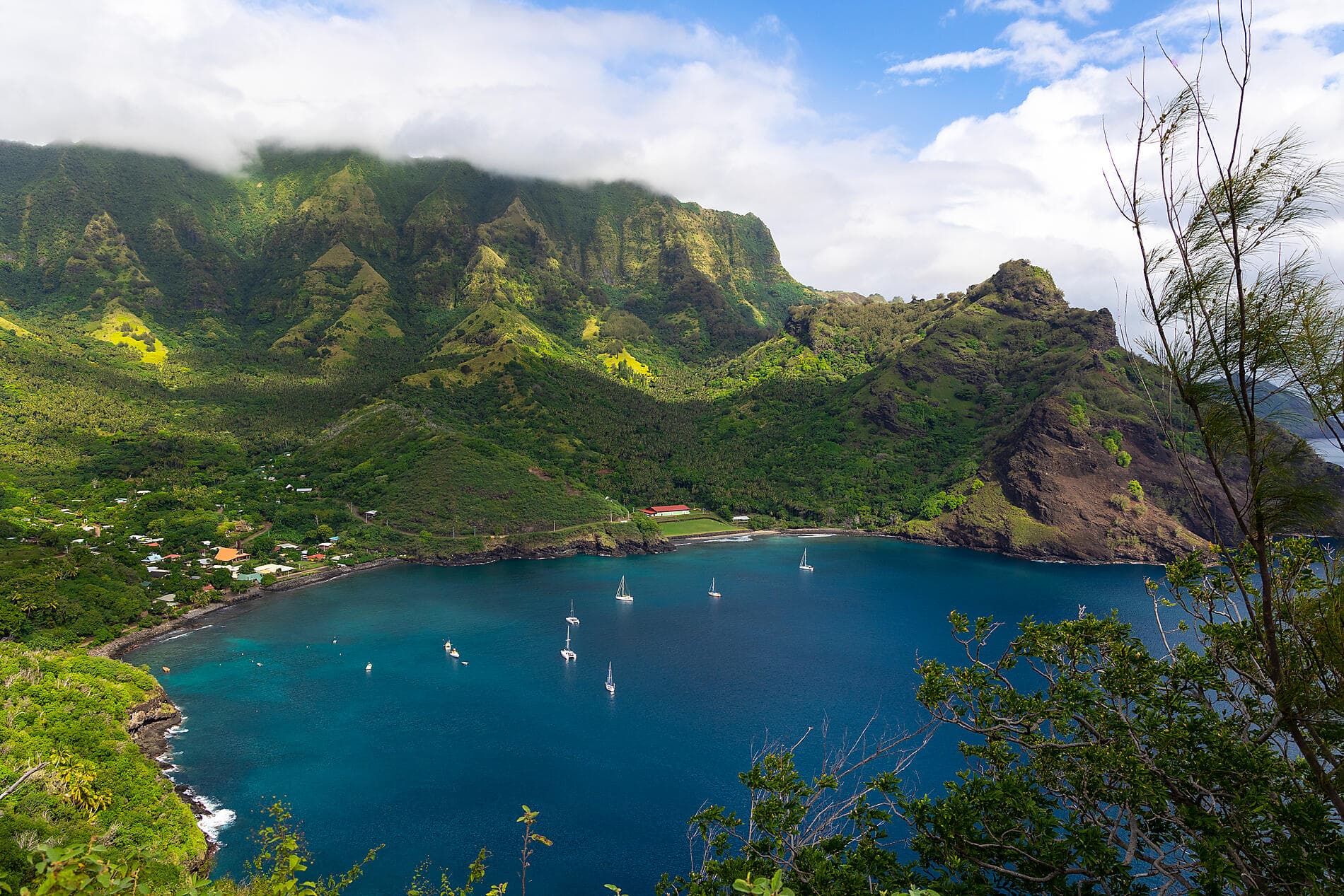 Marquises, Tuamotu et îles de la Société 